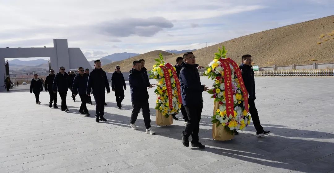 山东省第十批援藏干部人才赴阿里狮