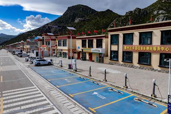 e1567350641abc096c3e04b3d7e01f3