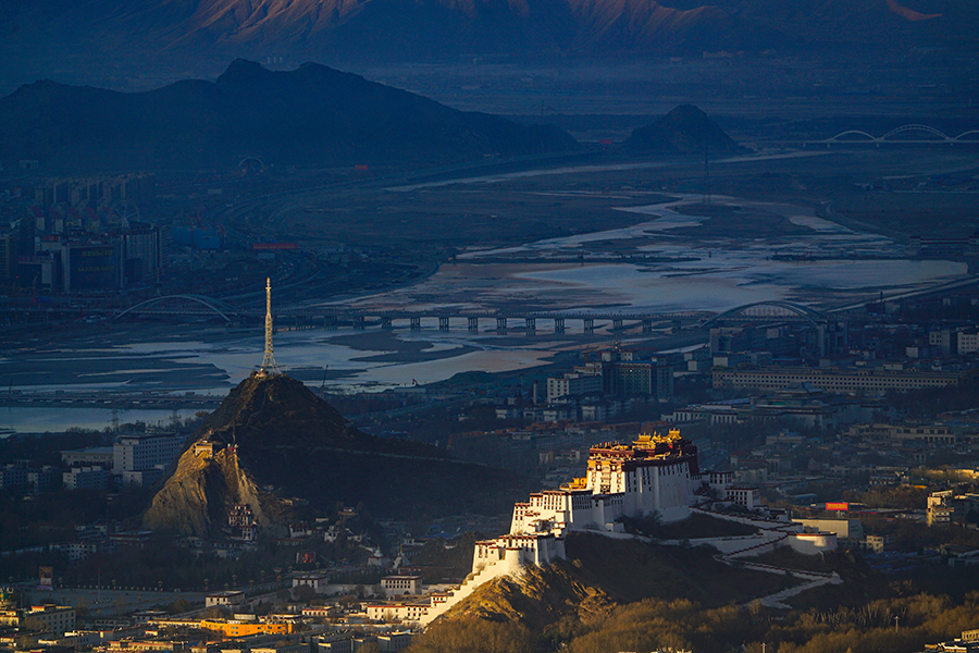 第二届中国西藏网络影像节丨图片类优秀奖：晨望拉萨河的变化