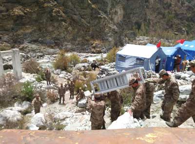 大灾大难彰显担当--国有企业参与西藏抗震救灾纪实